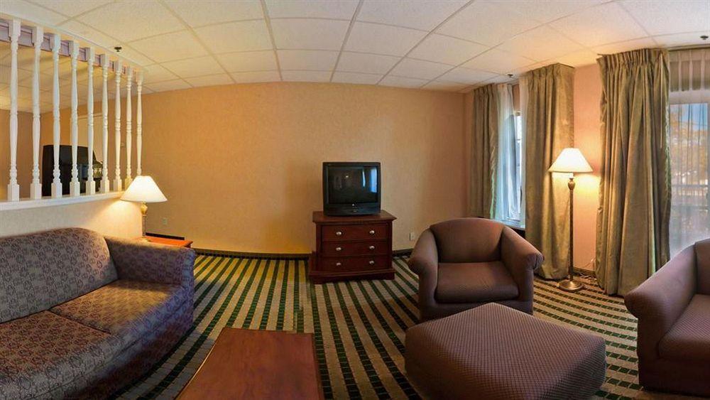 Clarion Hotel Palmer Inn Princeton Extérieur photo